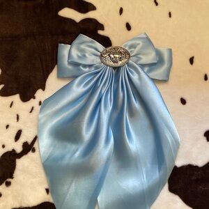 Horse Buckle Bow 🐎